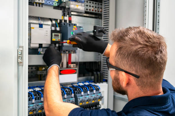 Best Electrician Near Me  in Newburg, WI